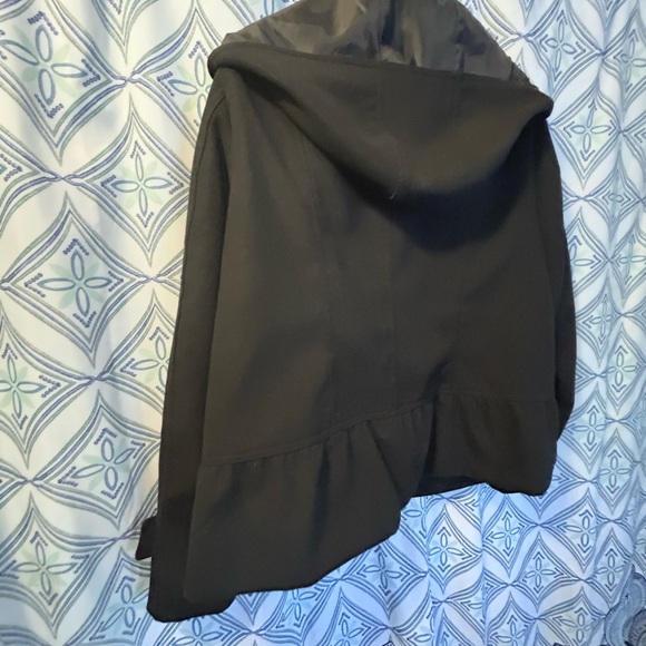 NWOT Torrid Black Toggle Winter Coat w/Hood, Pockets and Zipper GORGEOUS - Picture 9 of 10